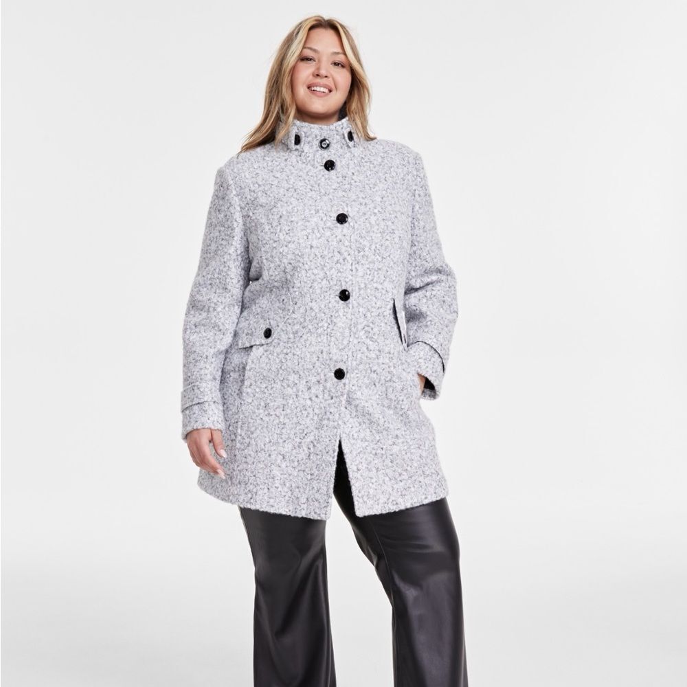 NWT MARALYN & ME
Trendy Plus Single-Breasted Light Grey Boucle Walker Coat Sz 3X